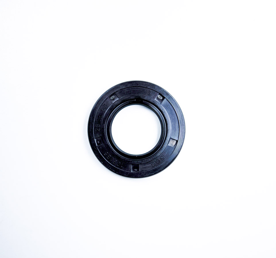 Сальник 28х52х7 крышки генератора 0180-014008