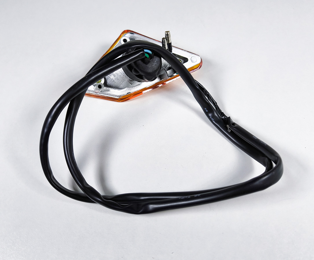 Поворотник передний правый ATV X5, X6 EFI 9050-160220